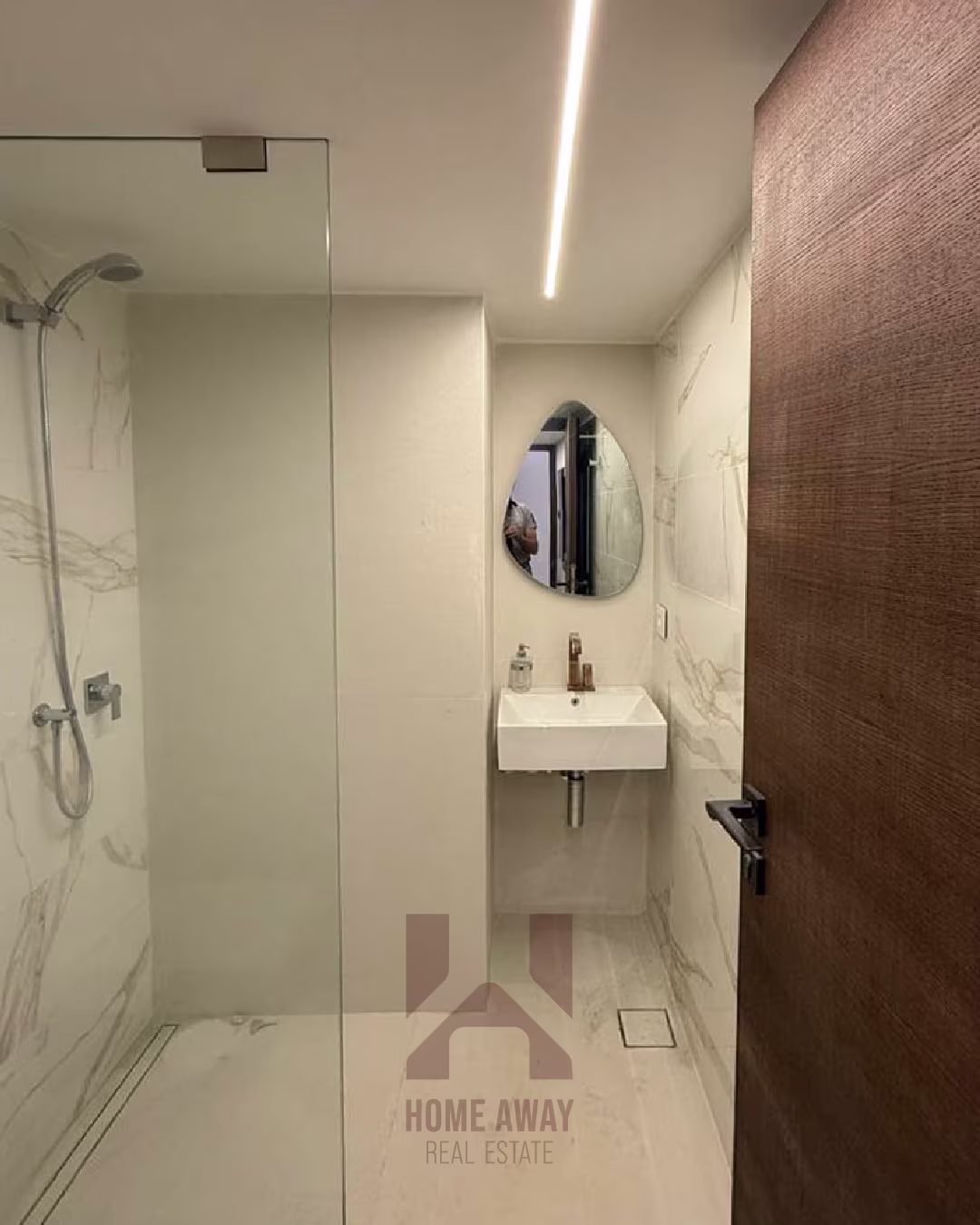 HA 119 Apartment - Interior View 8