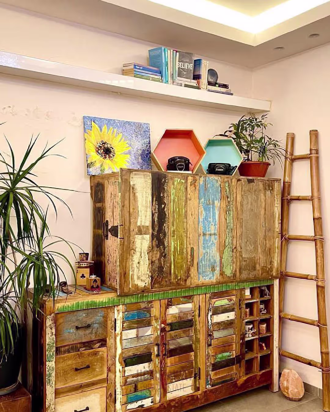 HA 120 Apartment - Interior View 4