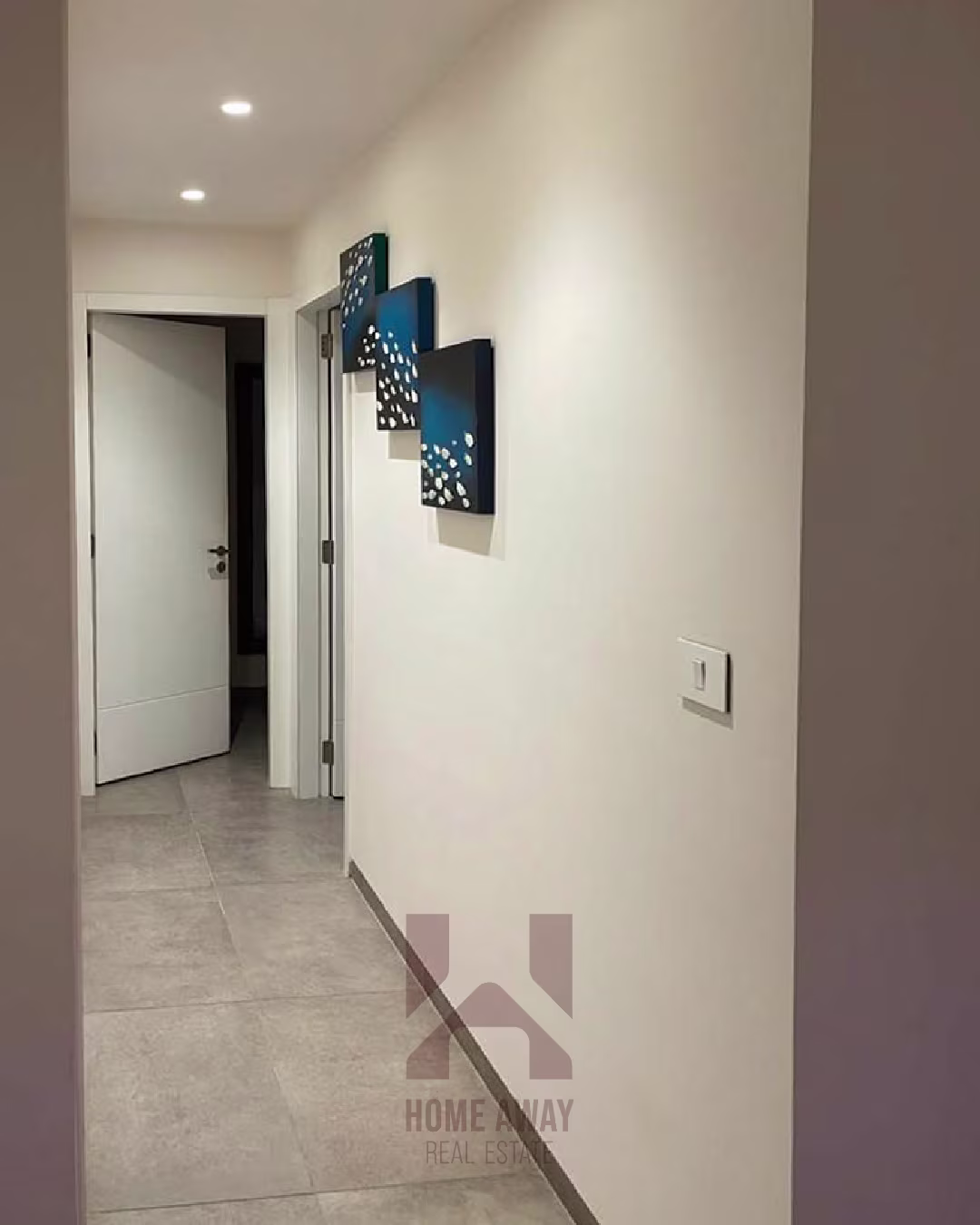 HA 120 Apartment - Interior View 6