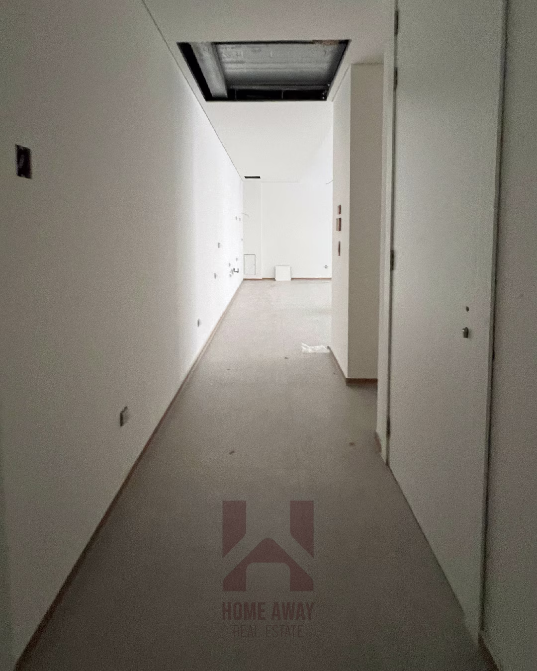 HA 125 Apartment - Interior View 6