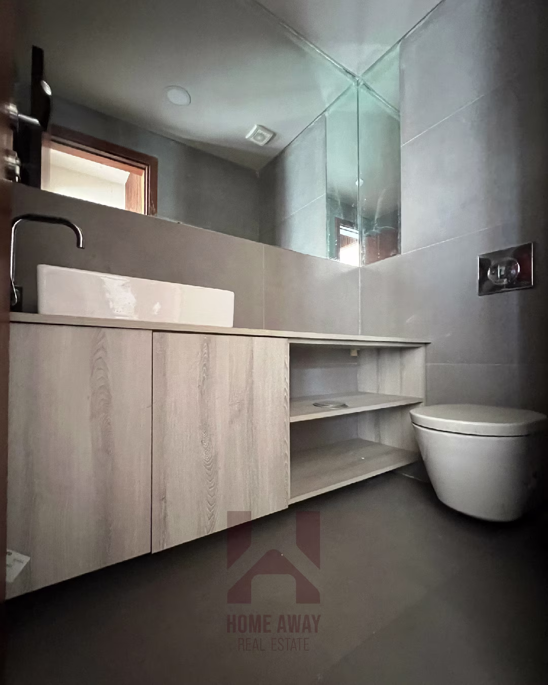 HA 126 Apartment - Interior View 9