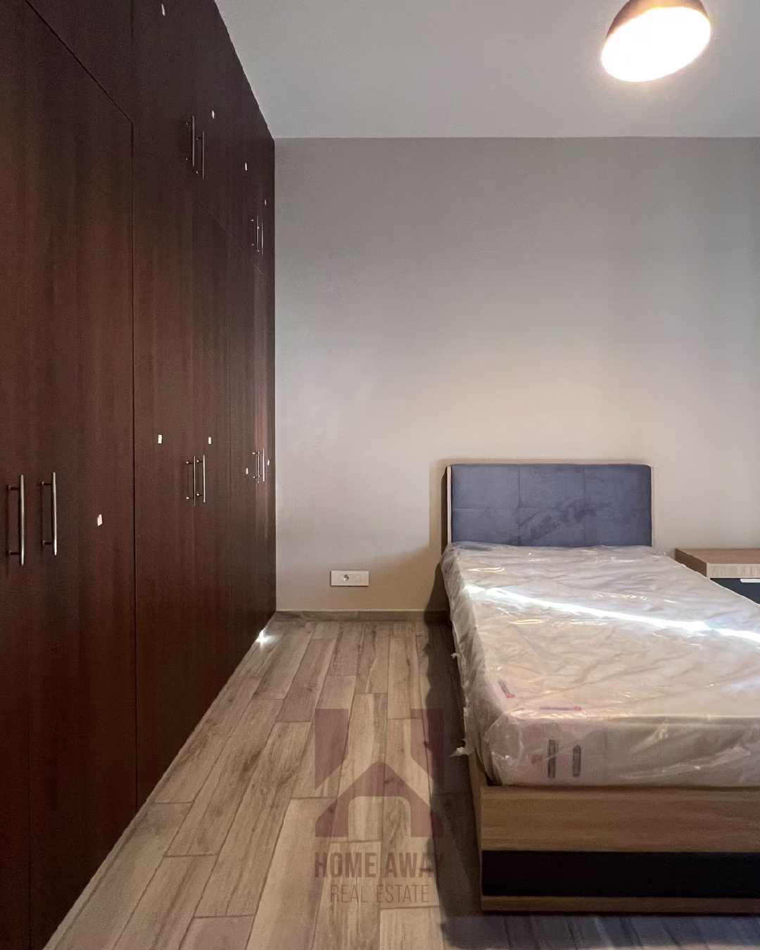 HA 128 Apartment - Interior View 4