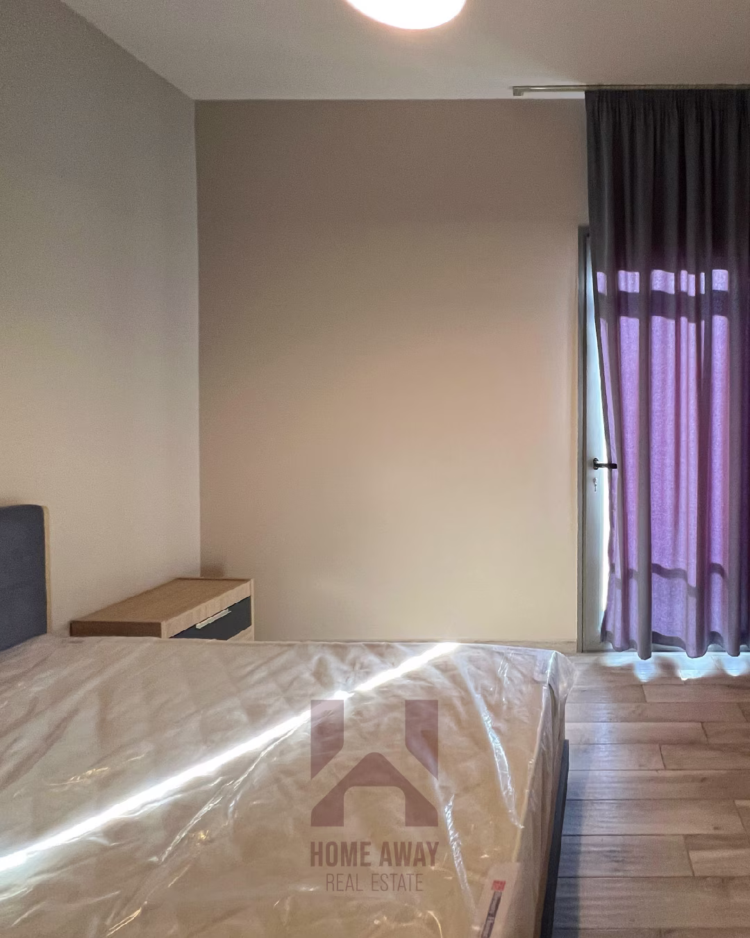 HA 128 Apartment - Interior View 6