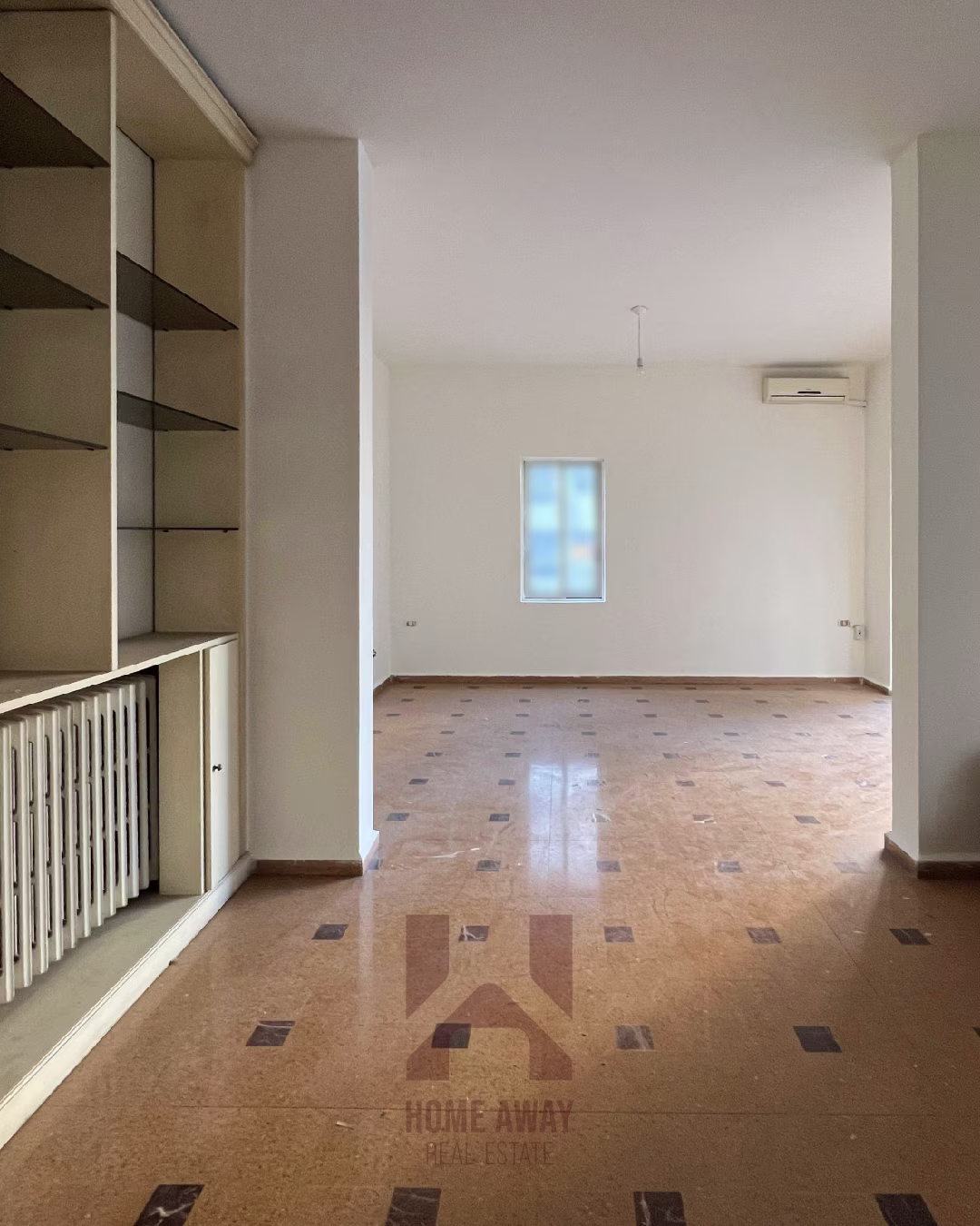 HA 129 Apartment - Interior View 3