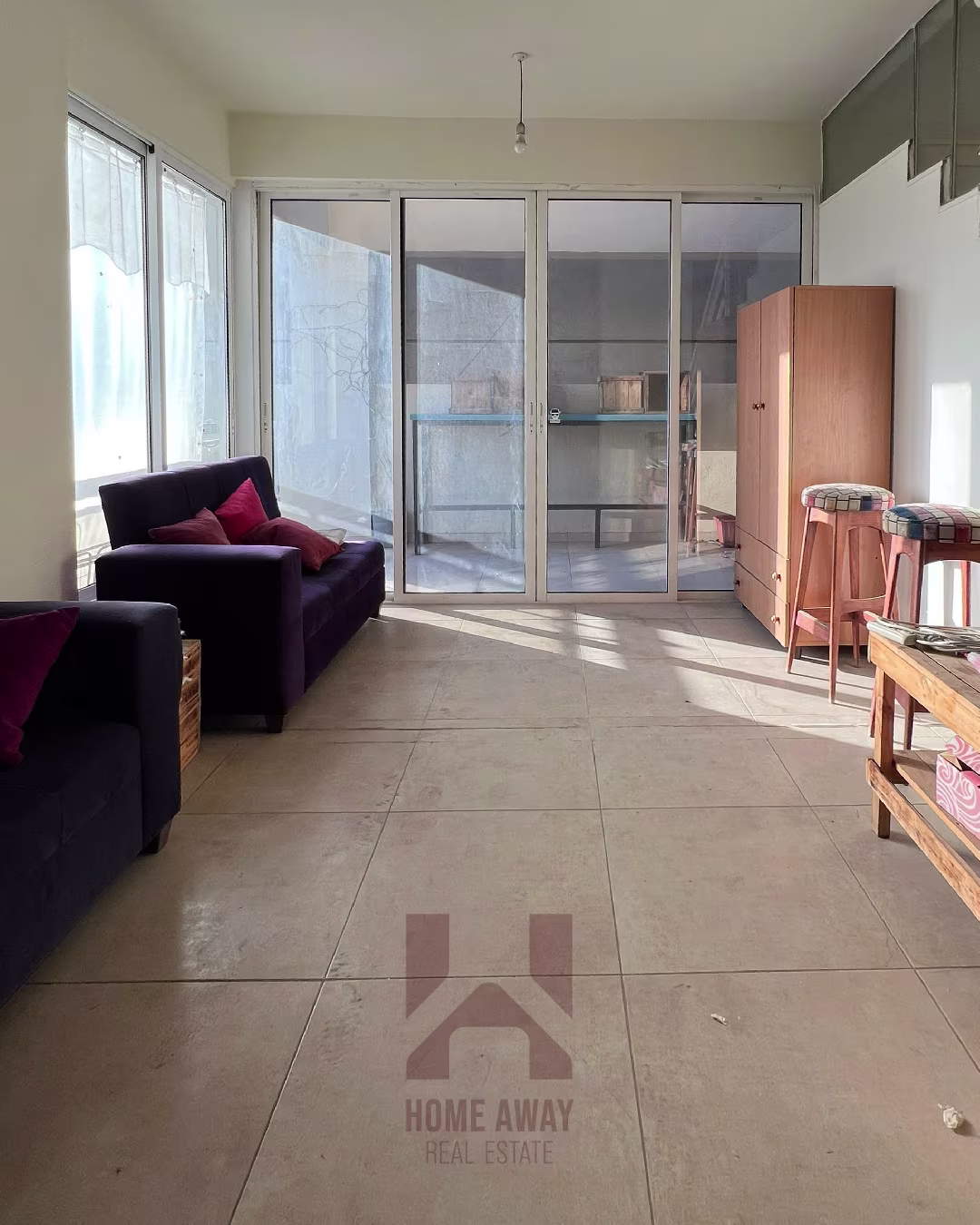 HA 130 Duplex - Interior View 2