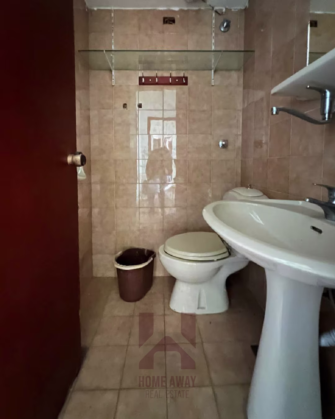 HA 132 Commercial Space - Interior View 7