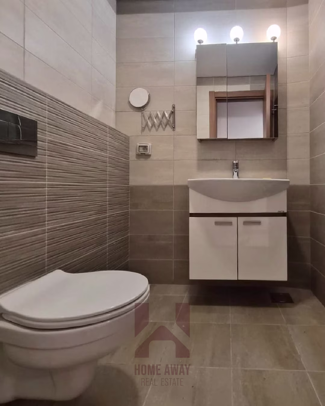 HA 142 Apartment - Interior View 7