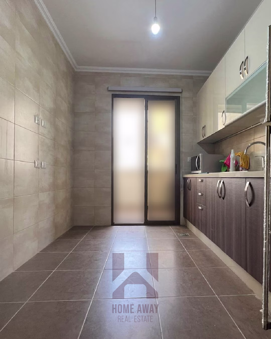 HA 143 Apartment - Interior View 2